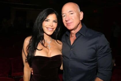 Jeff Bezos to Marry Fiancée Lauren Sánchez